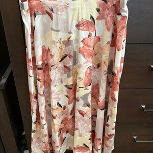 NEW Womens' Plus Floral Skirt